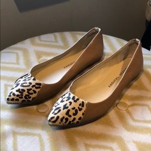 Chinese laundry leopard flats